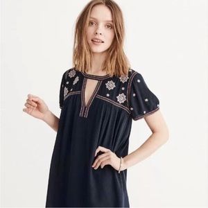 Abercrombie & Fitch shift dress 💙